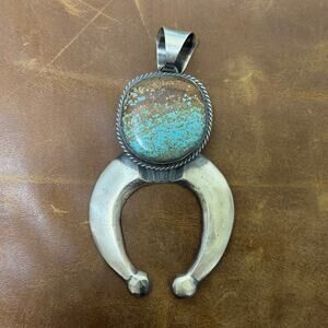 Chimney Butte Sterling Silver & Turquoise Naja Pendan